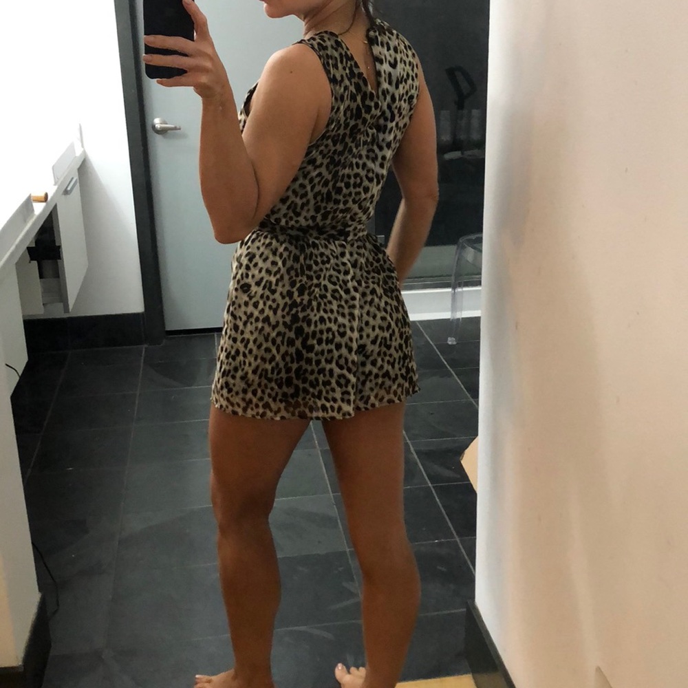 Leopard romper - Picture 3 of 4